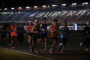 BIB: 1444, 44381, 8210
                            <button type="button" onclick="openModal(10581528)" class="btn btn-primary btn-sm float-right btn-popup" data-toggle="modal" data-target=".modal-high-quality">
                        <i class="fas fa-shopping-cart"></i> Add to Cart
                    </button>
                                            <button type="button" onclick="isThisMe(10581528, true)" class="btn btn-success btn-sm float-right btn-popup btn-isme hidden" data-toggle="tooltip" data-placement="bottom" title="นี่คือรูปของคุณใช่ไหม คลิกที่นี่เพื่อเอาเข้าอัลบั้ม">
                        <i class="fas fa-plus"></i> Add to album
                    </button>
                    <button type="button" onclick="isThisMe(10581528, false)" class="btn btn-warning btn-sm float-right btn-popup btn-isnotme hidden">
                        <i class="fas fa-ban"></i> Remove from album
                    </button>
